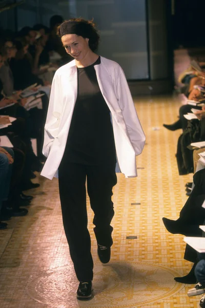 Look 32